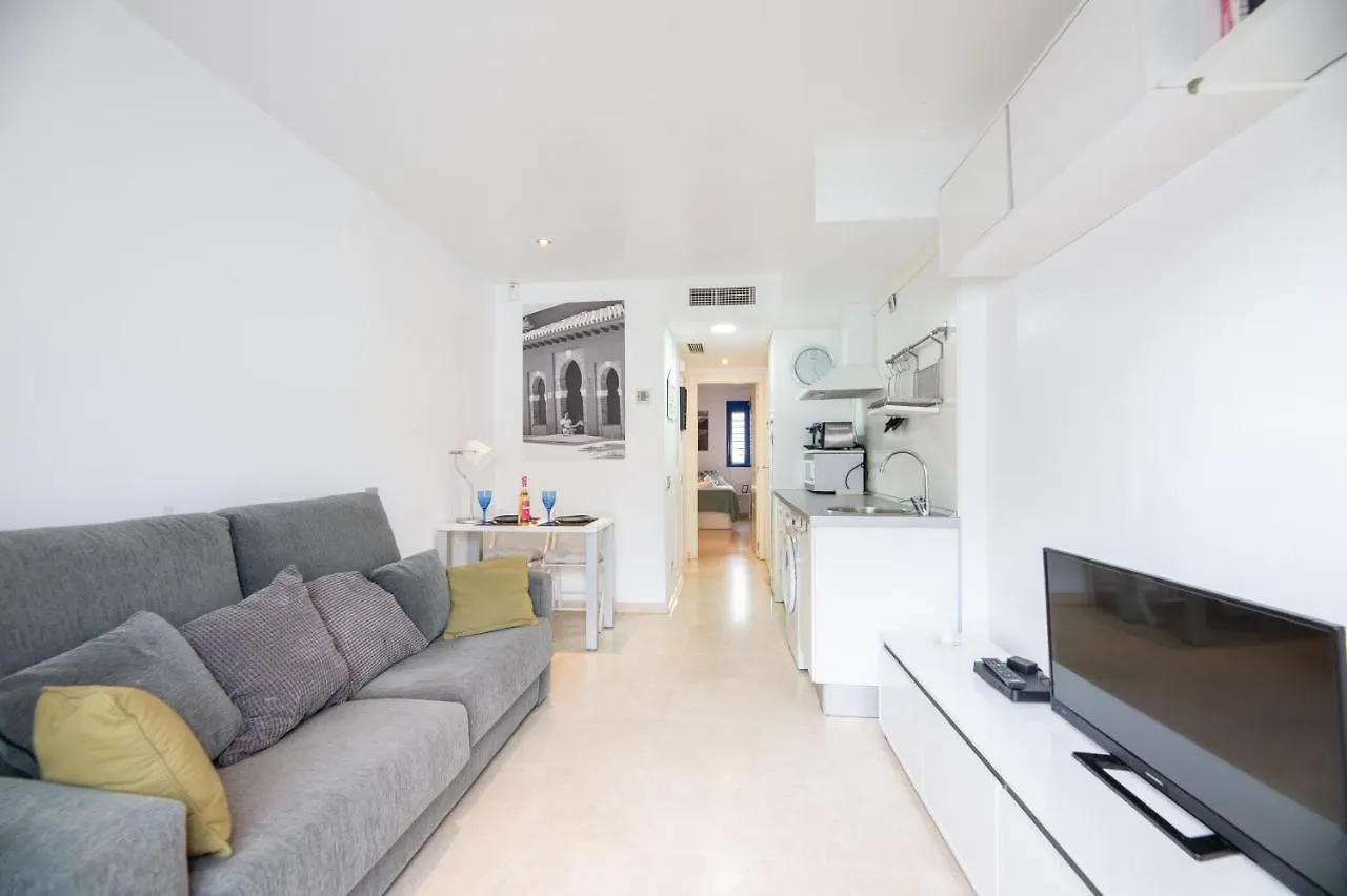 Modern Apartment Next To The Beach, Pets Friendly Benalmadena